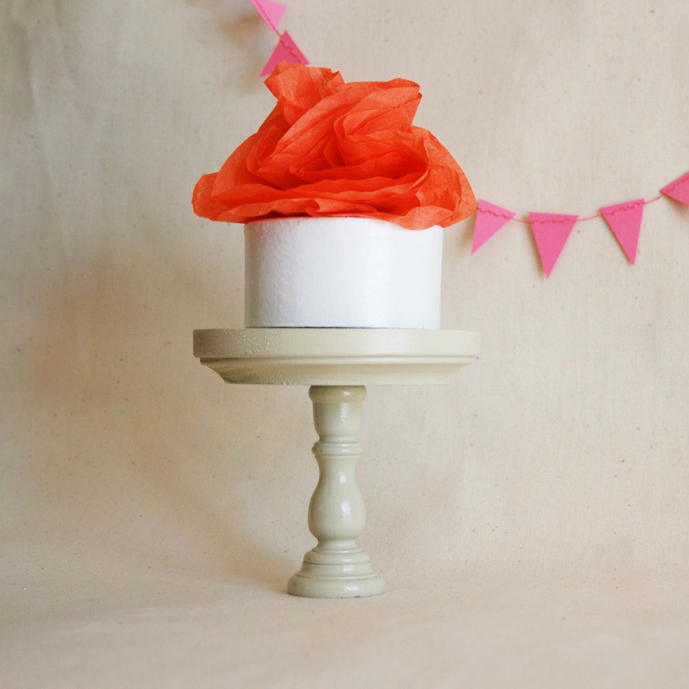Beige Mini Cupcake Stand