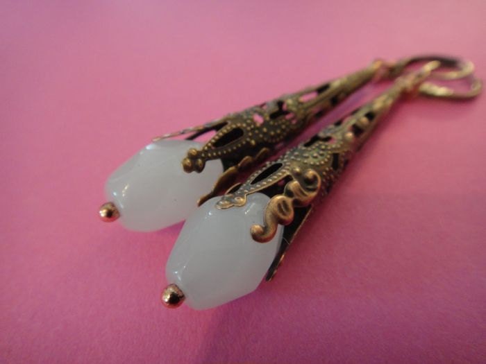 White Earrings in Victorian Copper Filigree-E-67