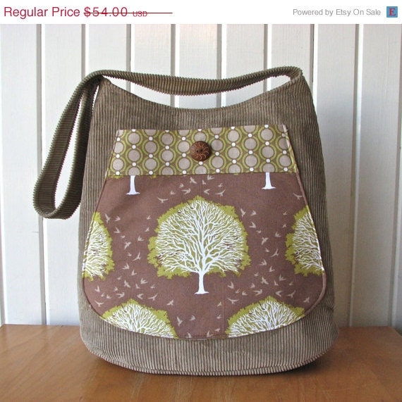 Black Friday/Cyber Monday Bucket Tote Bag in Oak Tree on Brown Corduroy