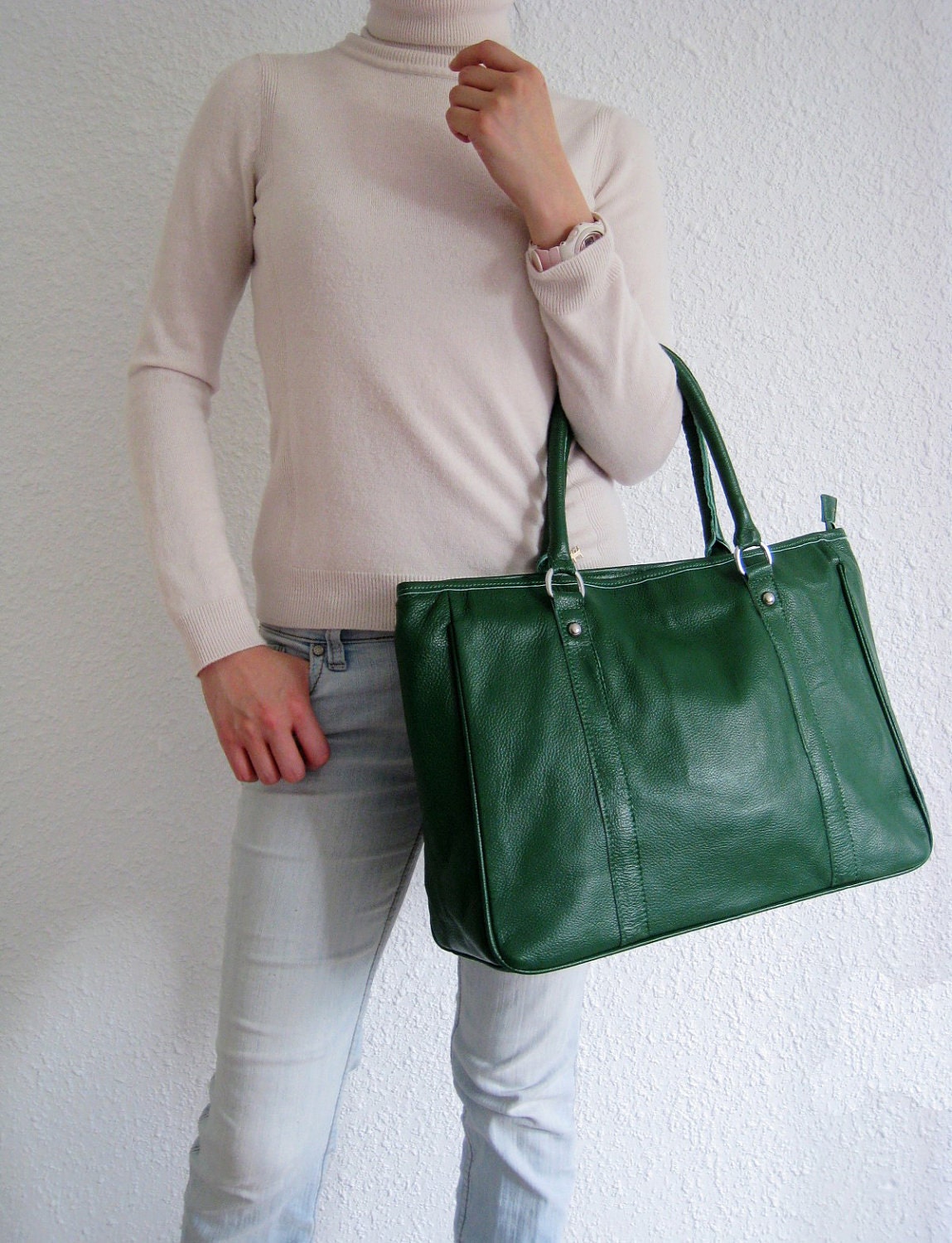 Leather tote bag green-- handmade Leather bag/ Messenger/ Diaper bag/ Shoulder bag/ Tote/ Handbag/ Hip bag/ Women