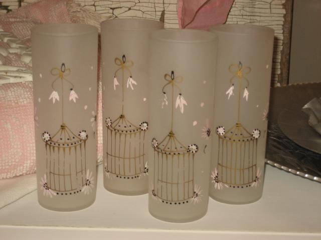 4 Vintage Handpainted Frosted Glasses w Birdcages