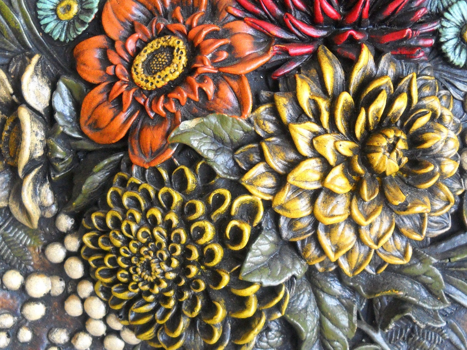 vintage -gorgeous large flower plaster wall hanging