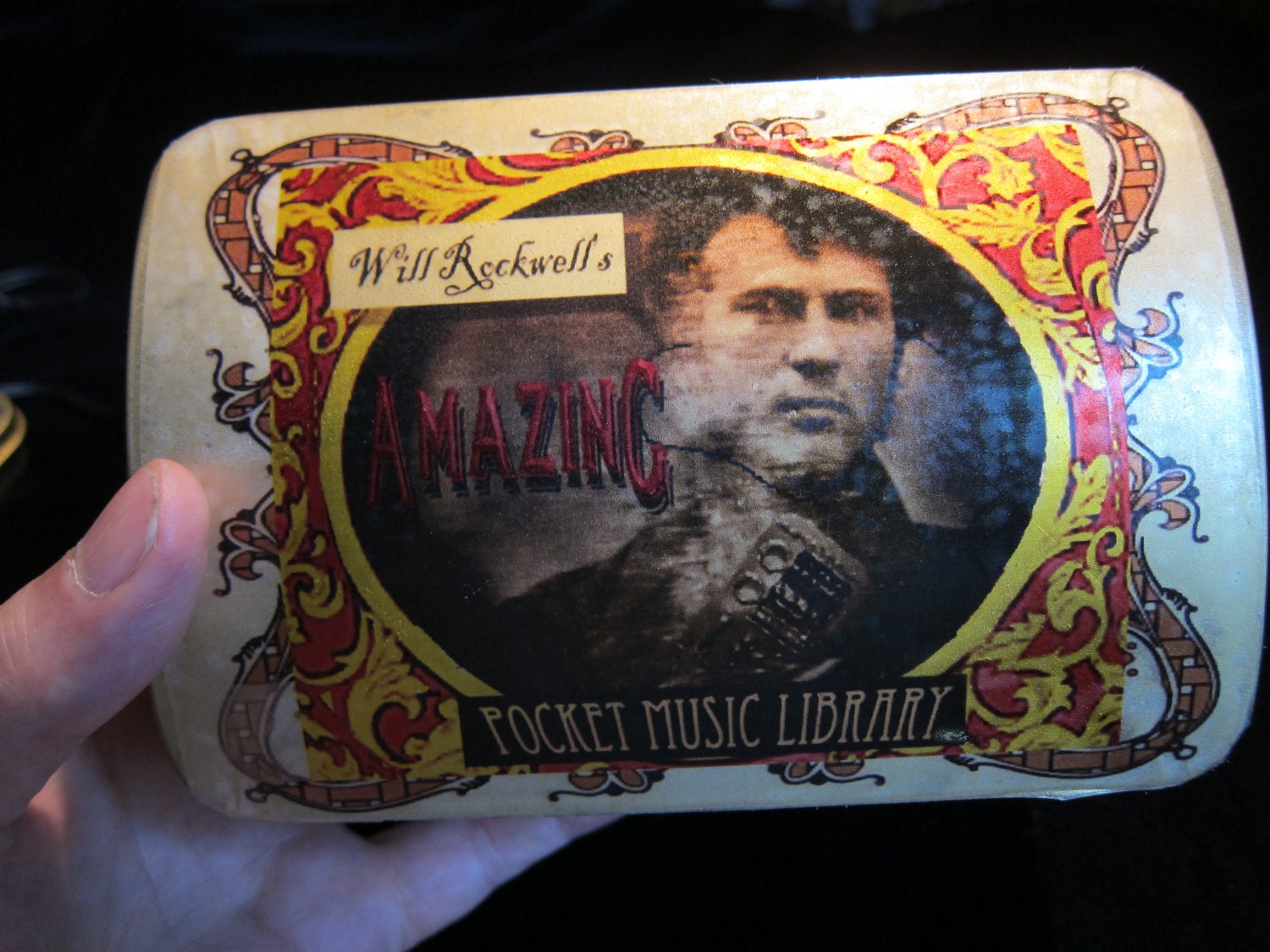 The Pocket Music Library, a Steampunk MP3/video player