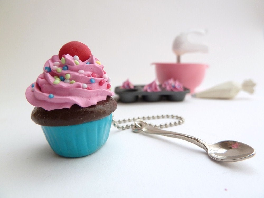 Katy Perry Cupcake Necklace polymer clay  fake cupcake with spoon Charm pink frosting great prop for katy perry costume