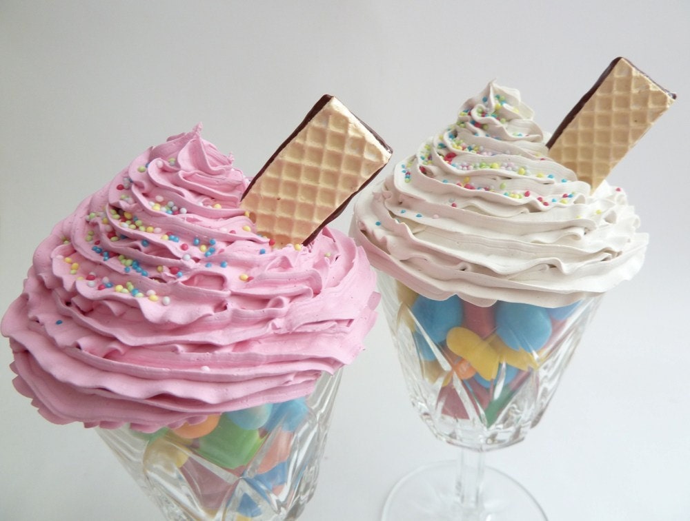 kitchen Cannisters set of 2 Cupcake ice cream cone CANDY LAND glass Alice in wonderland retro vintage( first birthday party, bridal ,baby shower favor bakery,girls room, wedding,coffee shop) - pink and white Icing unique gifts for the holidays and hostess