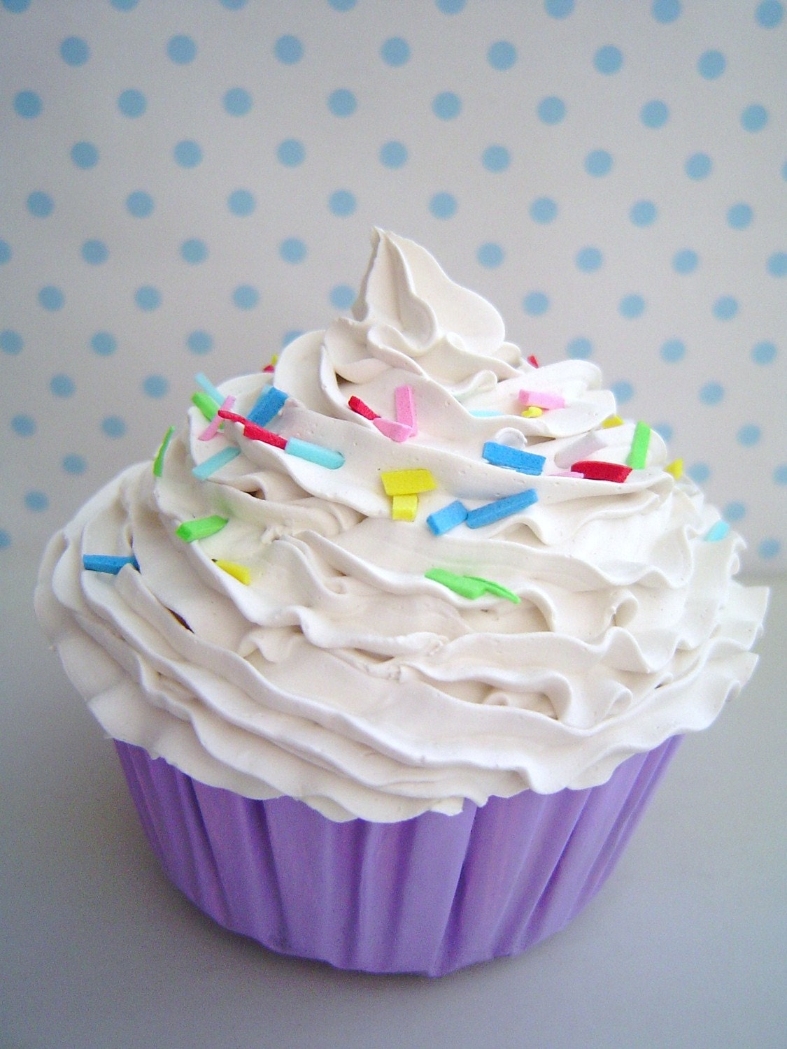 Realistic Fake Cupcake for Baby Shower Tea Party, alice in wonderland theme party , bridal shwer favor white icing unique gifts