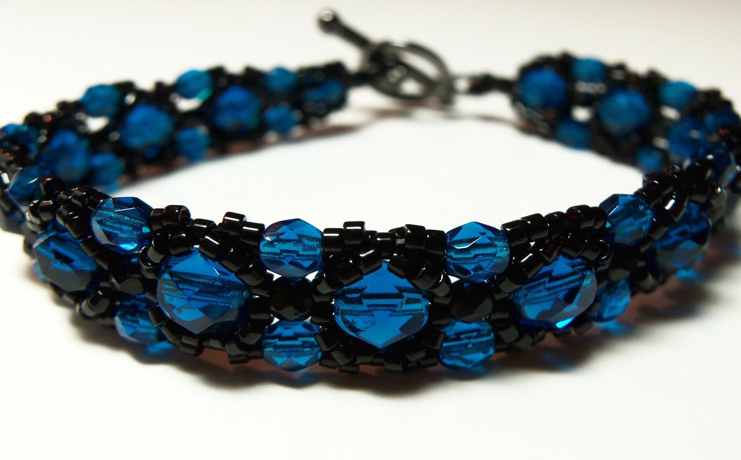 Black and Blue Beaded Bracelet Dark Blue Jewelry Beadweaving Toggle Clasp - Jalycme