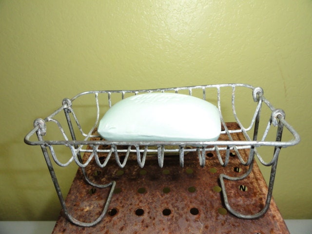 Vintage Wire Soap Dish Basket Metal Holder