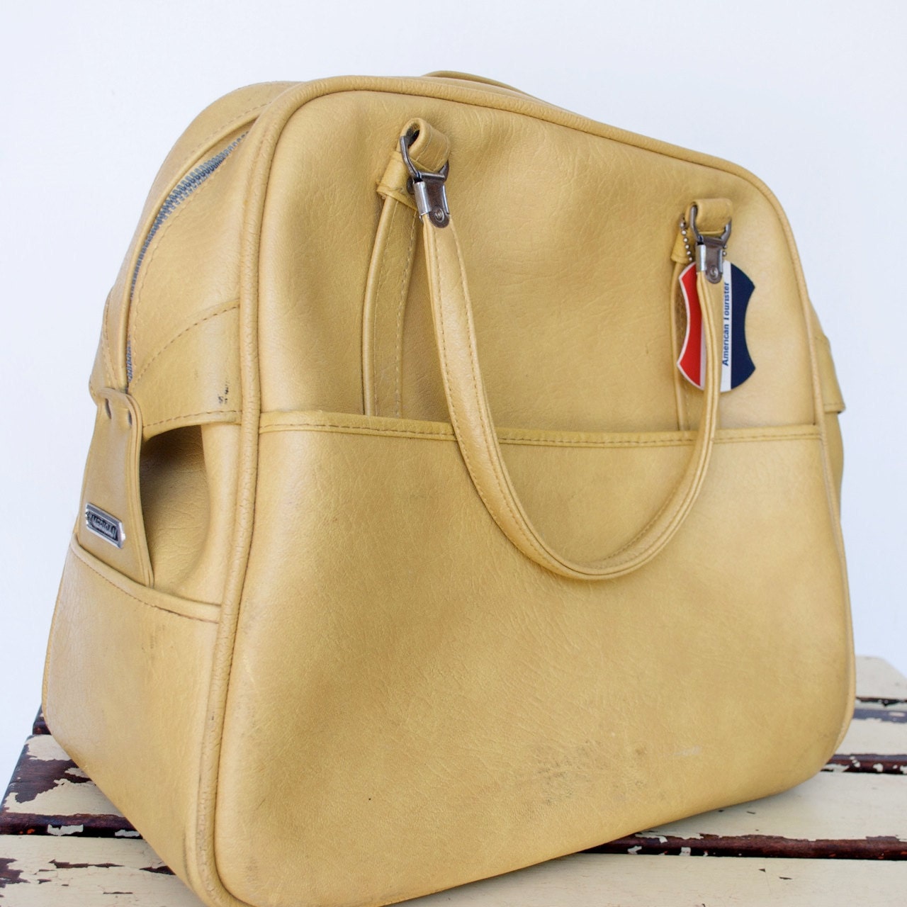 Vintage American Tourister Escort Bag in by thevintagetreehouse