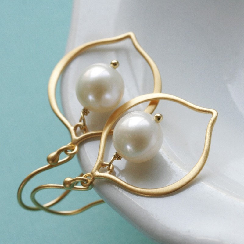 Lotus Petal Freshwater Pearl Earrings - Gold Edition