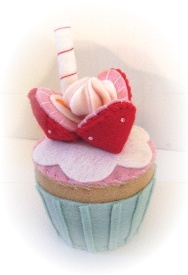 beautiful spring felt cake fake food pincushion