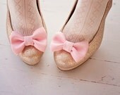 The Belle- satin glitter shoe clip bows- pink