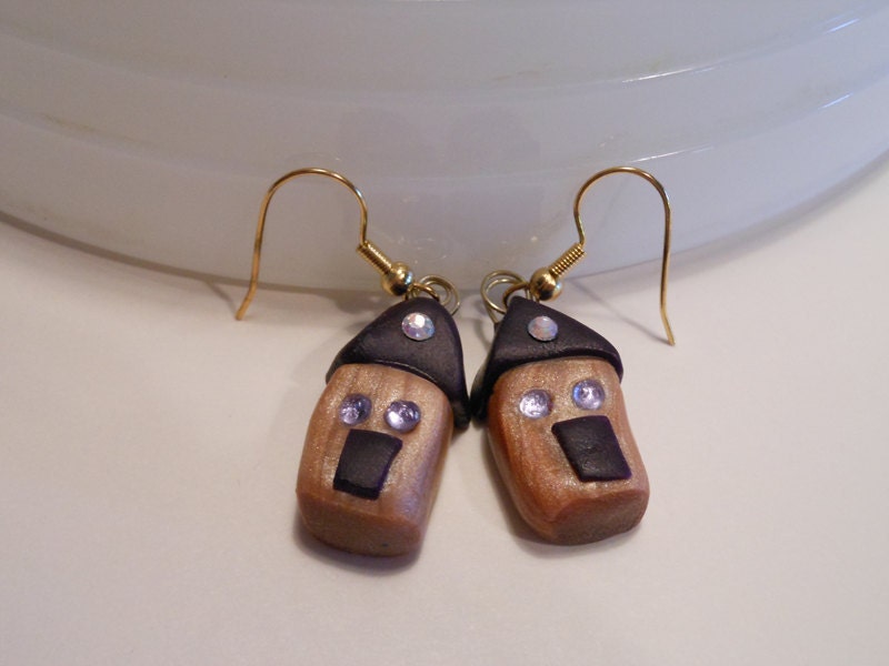 Jeweled Dangle House Pierced Earrings in Purple