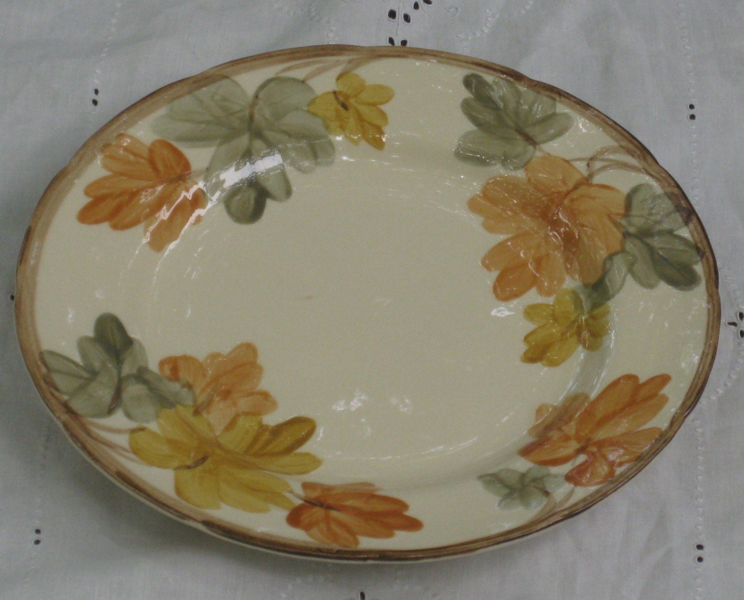 Franciscan in October Pattern Dinner Plate by maggiemaevintage