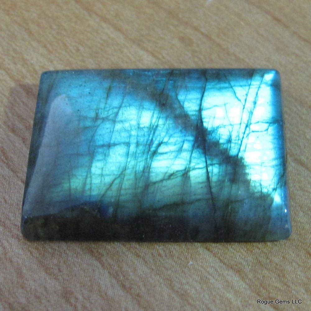 25% OFF: Top Grade Labradorite Designer Cabochon