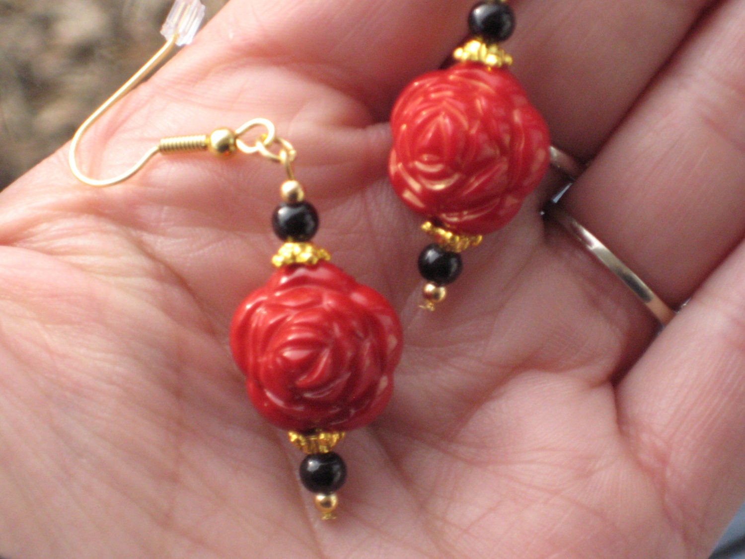 Red rose earrings