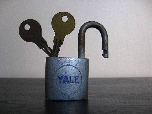 Industrial Chic.  Yale Lock in Original Box With Two Keys.
