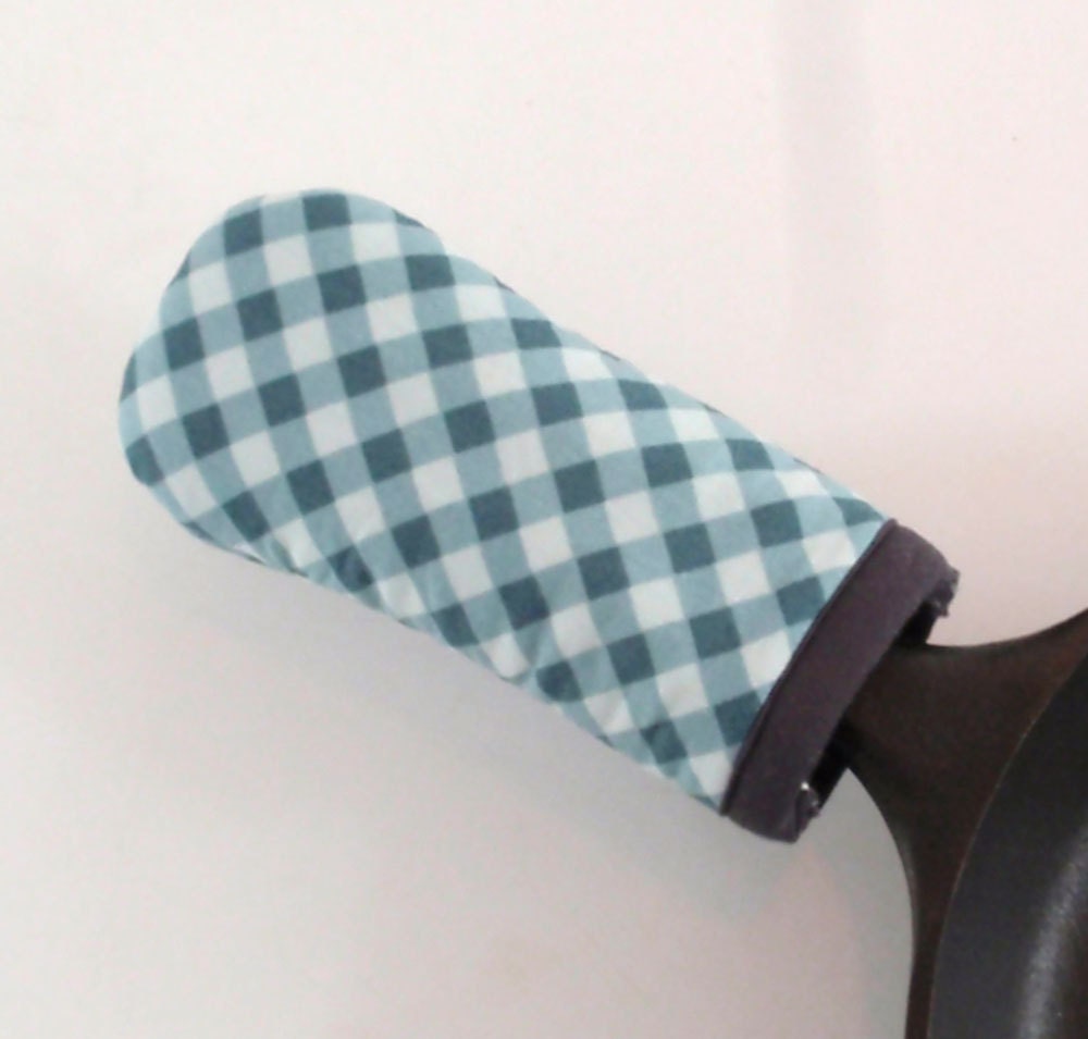 Wedgewood Skillet Mitt