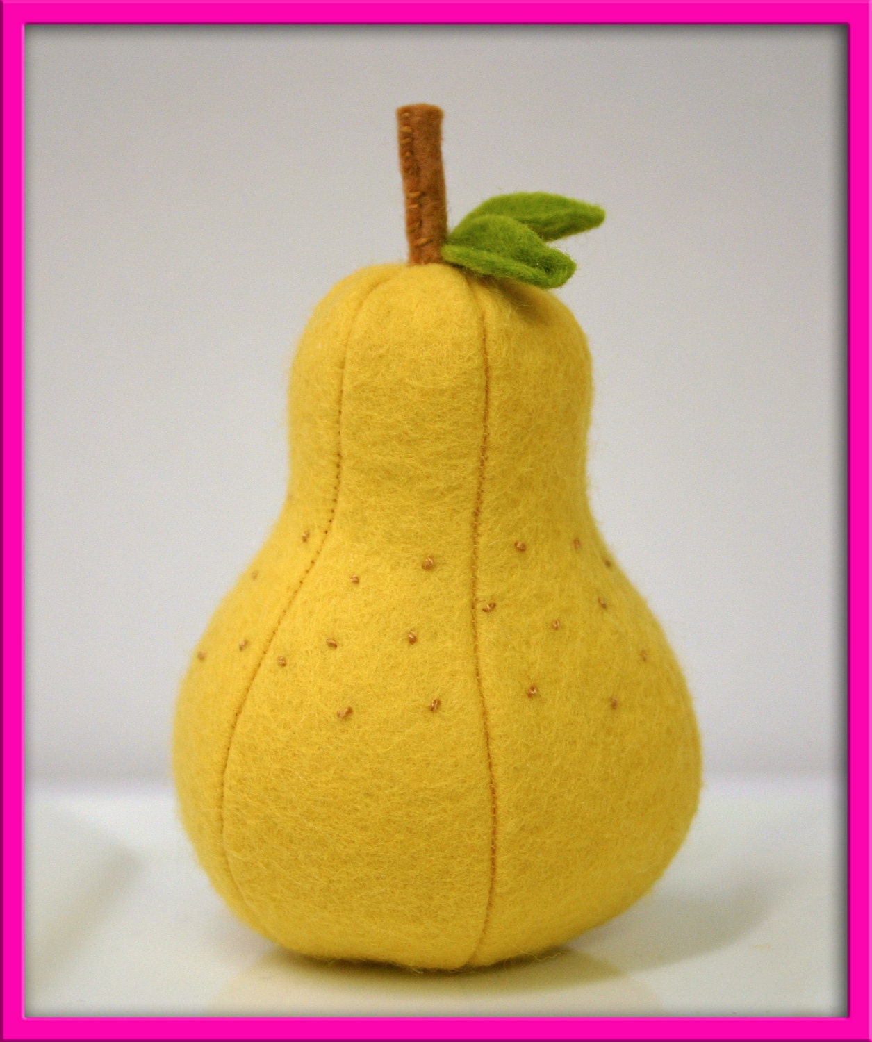 Natural Wool Felt Play Food - Pear Fruit - Waldorf Inspired Pretend Kitchen Accessory for Imaginative Play - Great Birthday Present or Gift