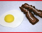 Wool Felt Playfood - Farm Fresh Eggs - Sunny Side Up - Waldorf Accessory for Imaginative Play