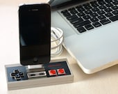 Nintendo Controller Docking Station iPod Touch