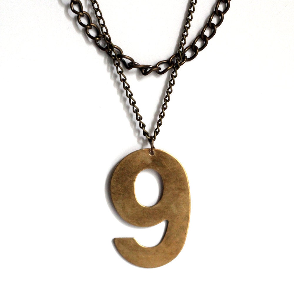 lucky number necklace - no.9