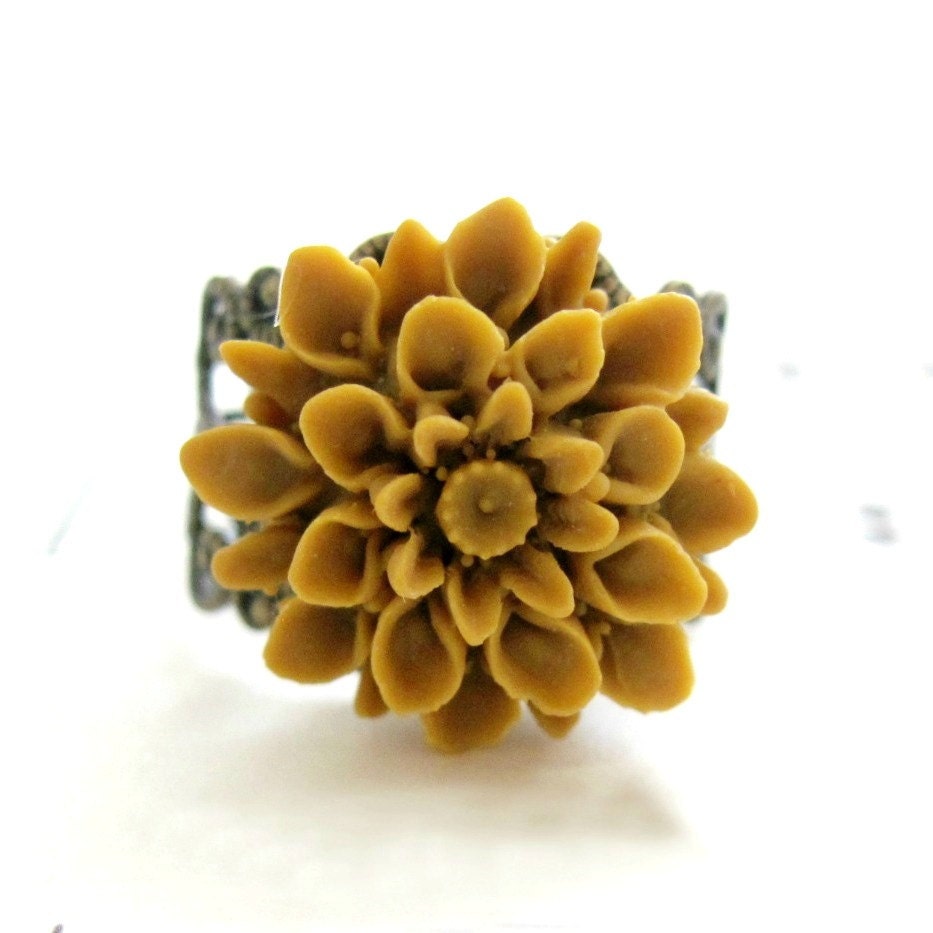 Mustard Yellow Flower Ring Dahlia Flower Vintage Style Ring Cocktail Ring Filigree Ring Bridesmaid Gift - Butternut Dreams