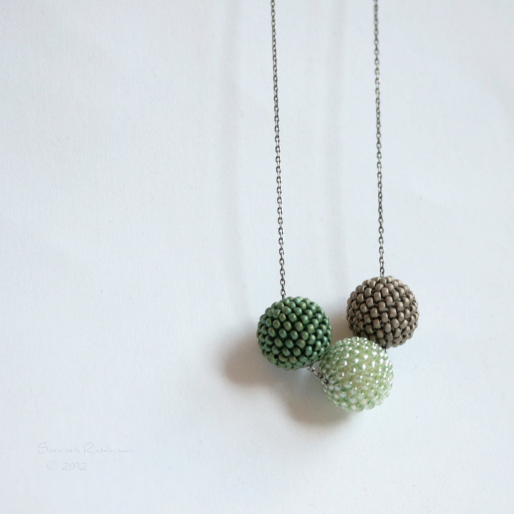 Avocado Green And Gray Three Beaded Beads Necklace.