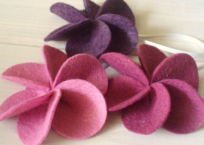 Holiday Chritsmas Felt Ornament Collection - Blooming