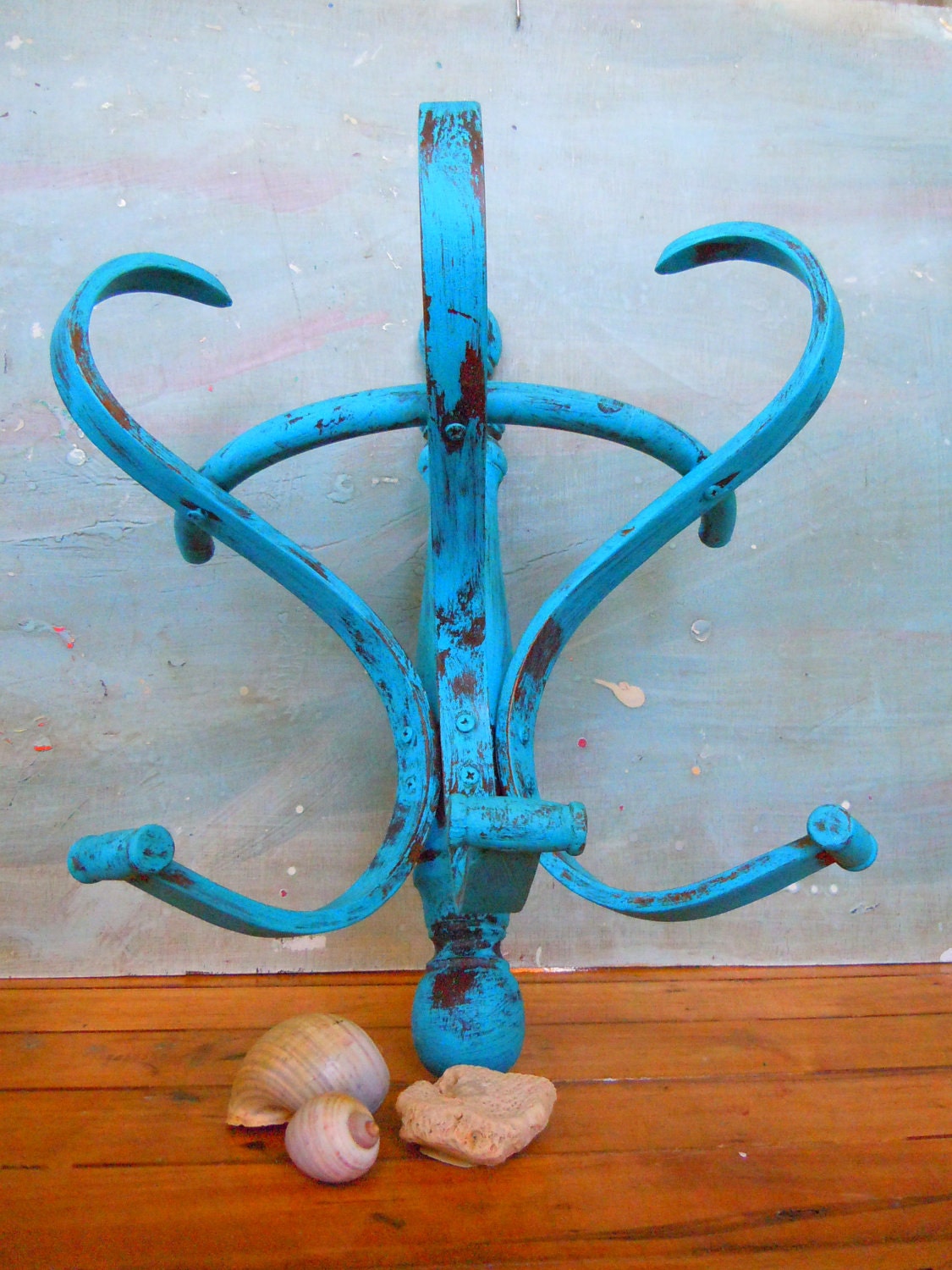 Distressed Wood Coat Rack in Turquoise