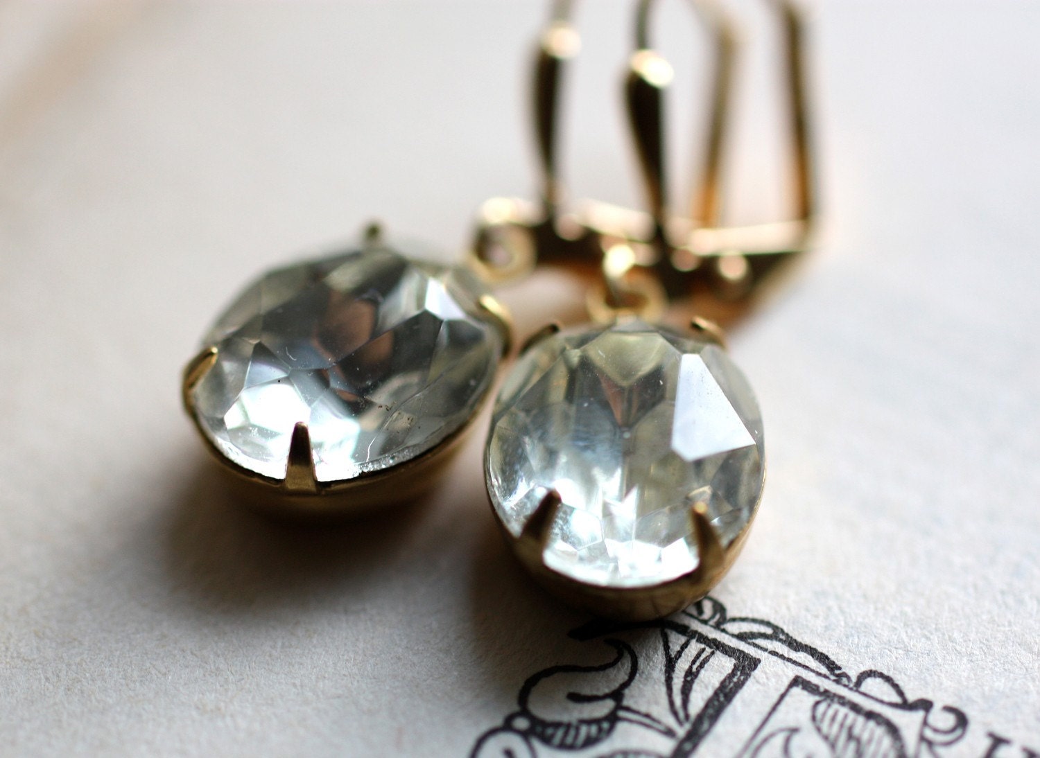 Vintage Jewel Earrings. Simple Elegant Earrings. Dainty Duchess