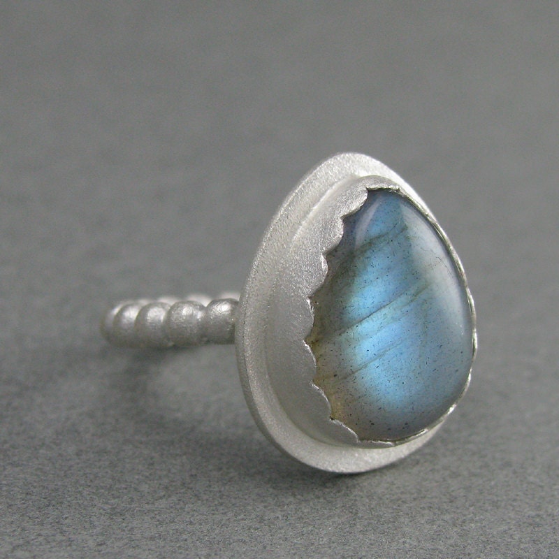 sterling silver and labradorite ring size 5.25