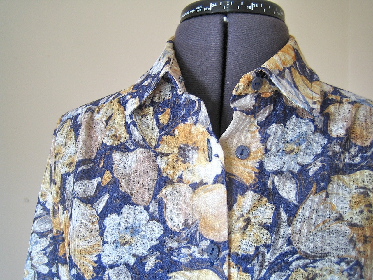 1970s Blouse / fantastic lace fabric and print / London designer blouse size M-L