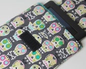 Kindle Case Sleeve/ Nook Cover / E-Reader Cover- PADDED Bonehead Skulls in Gray with Minky and Pocket