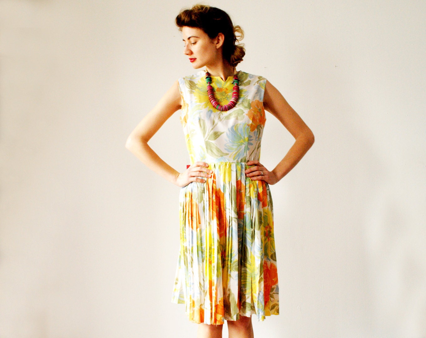Vintage 1960s Floral Dress Full Skirt Medium