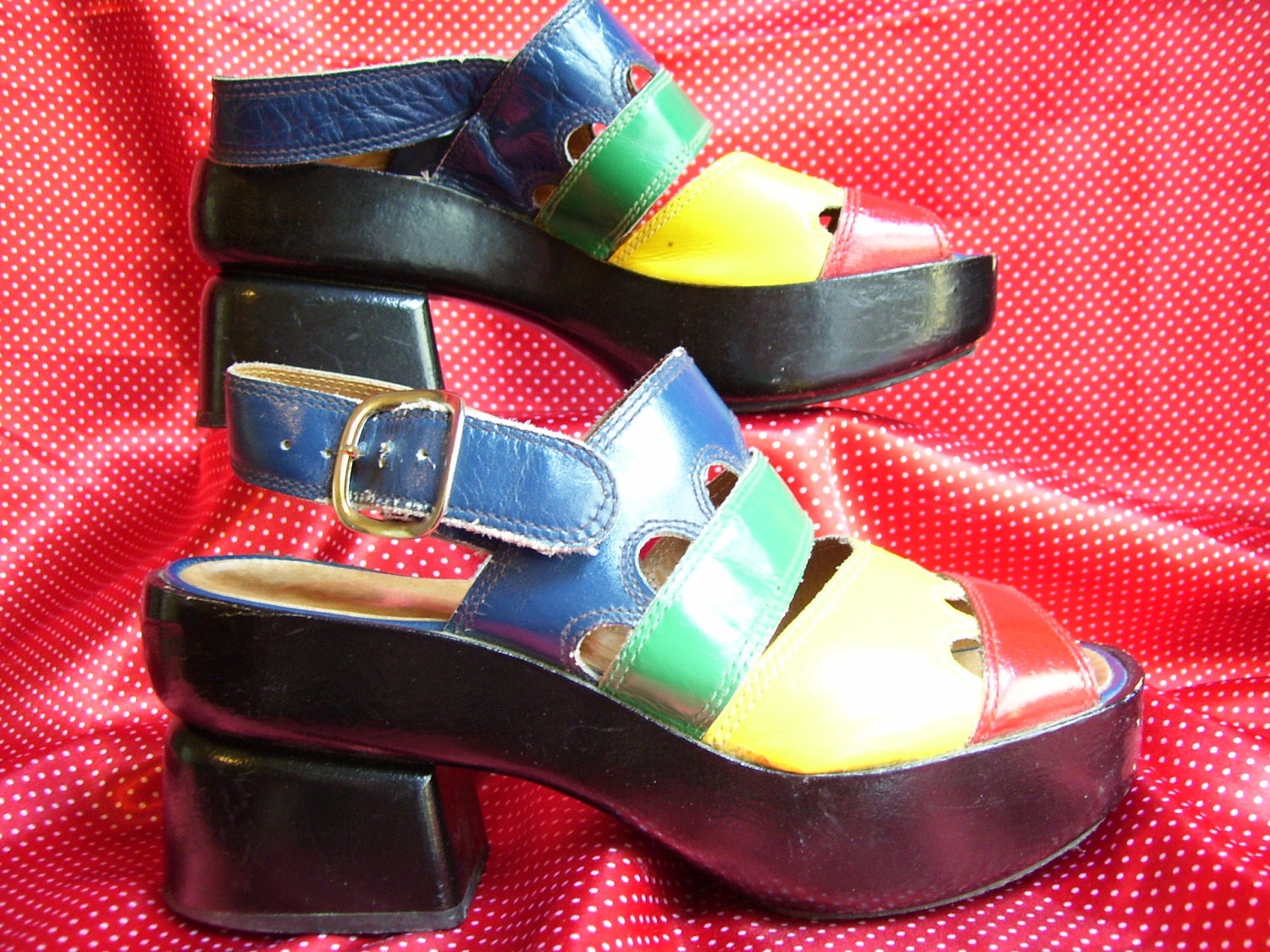 Super Groovy Rainbow Leather Thom McAn Brand shoes with Black Wood Platform Soles Boogie Disco Made in Italy