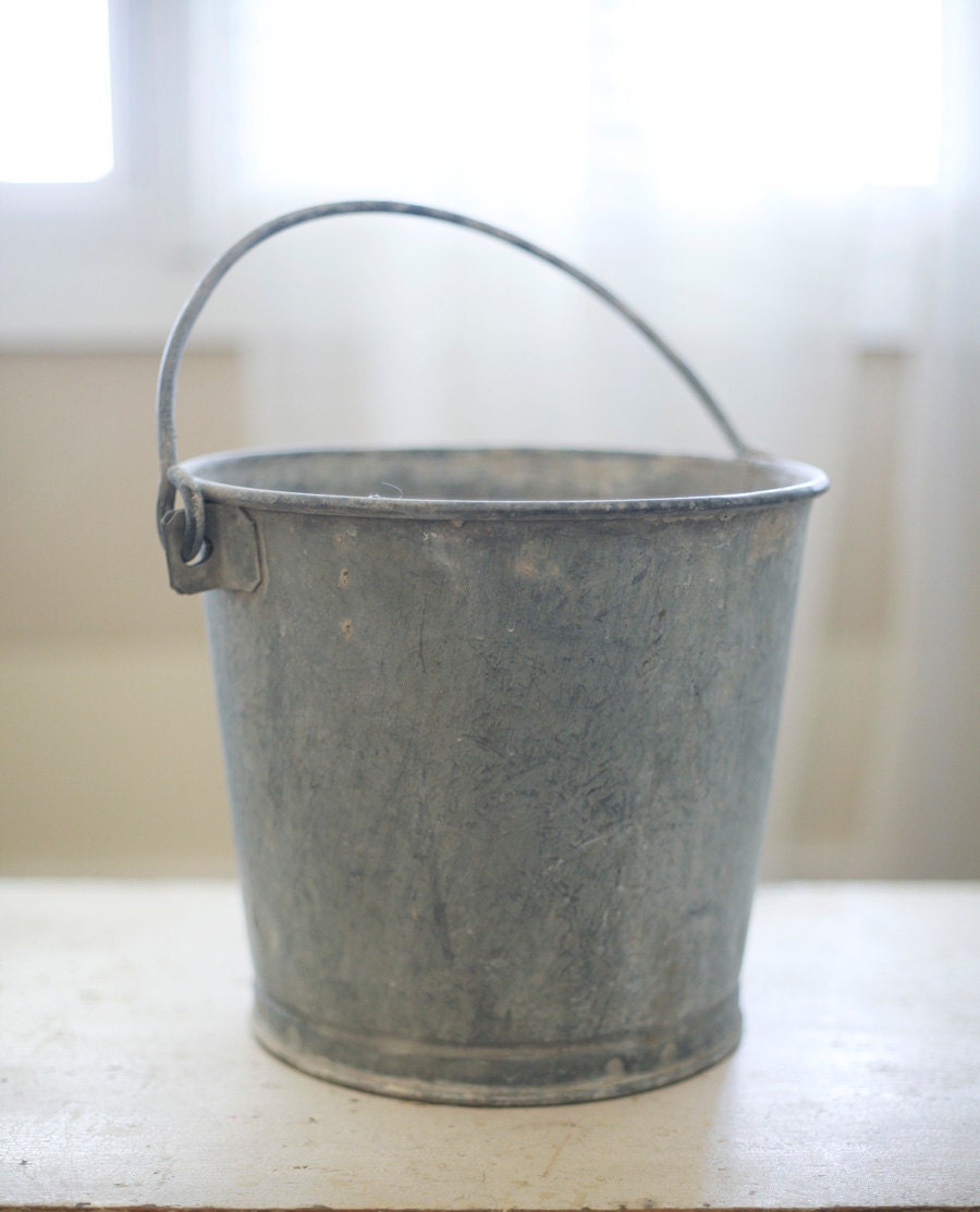 zinc metal pail