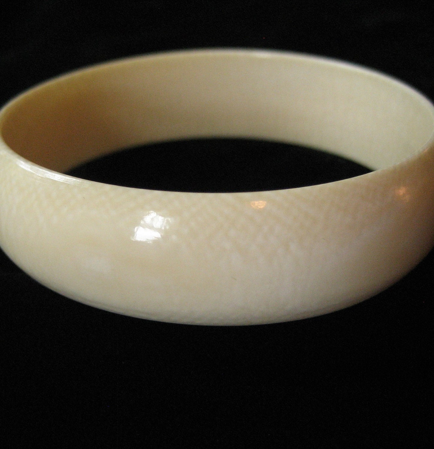 Genuine Pre Ban Ivory Bangle Bracelet by Elsewind on Etsy