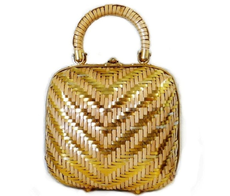 SALE Vintage Princess Charming by Atlas Hollywood-Fla Gold Tone Wire and Natural Straw Woven Handbag / Purse