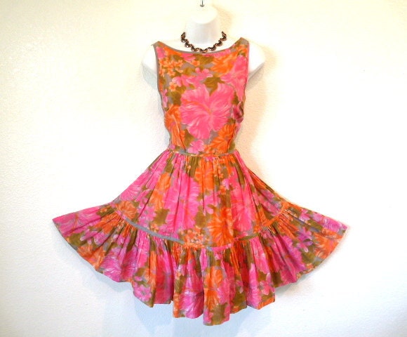 RESERVED Vintage Summer Dress Cotton Pink Floral Garden Print Full Skirt Light the Way