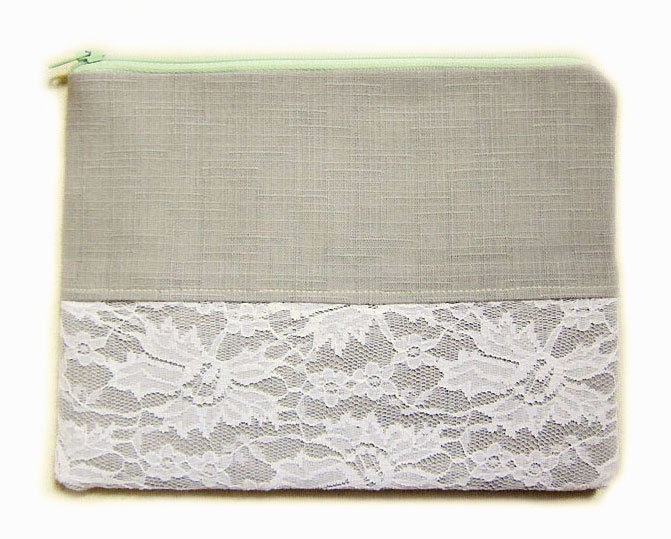Large Zipper Pouch - Antique Lace in Gray