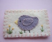 Brooch  Wool Felt Bird Primitive Prim Hand Applique