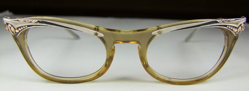 CATS EYE 1950S EYEGLASSES ENGRAVED METAL ARMS