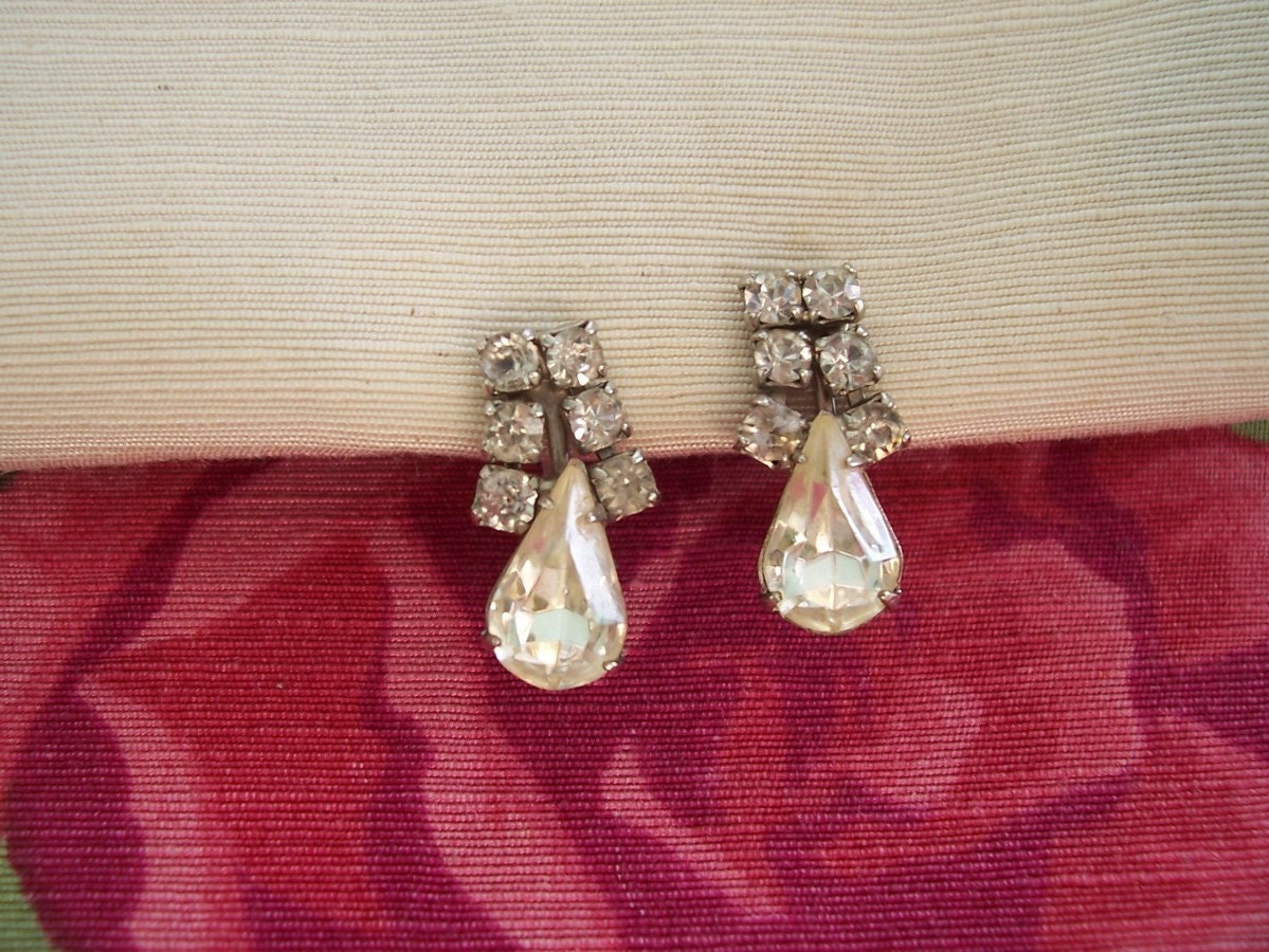 Sparkly Rhinestone Earrings