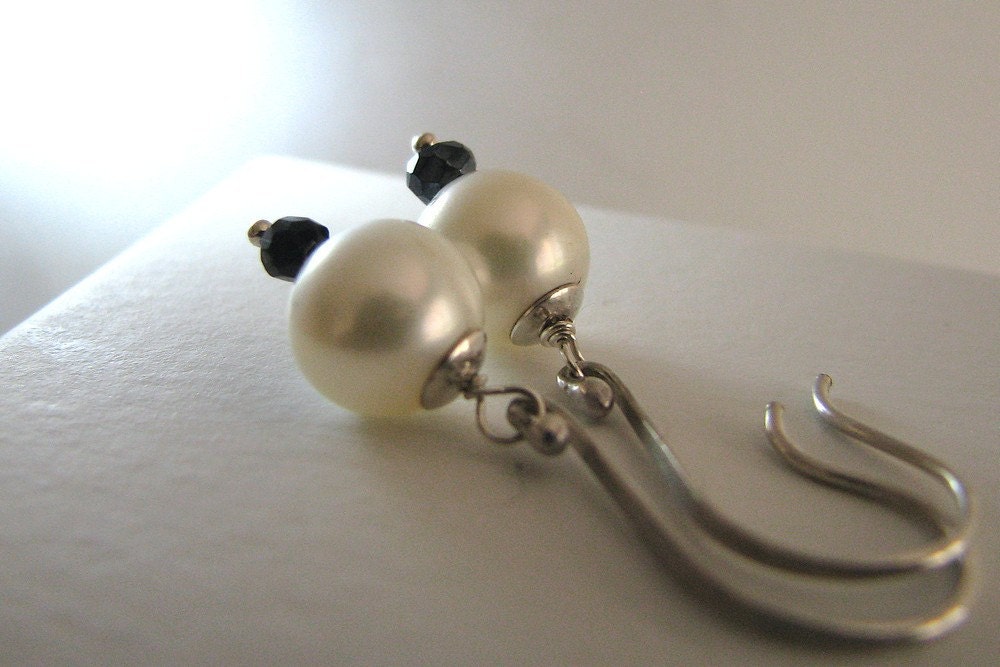 White Pearl Earrings, Black Spinel Gemstone, Handmade Fashion, Hammered Sterling Silver, Black and White - White Tux