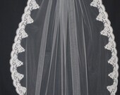 Alencon Delicate Floral Lace Fingertip length Veil