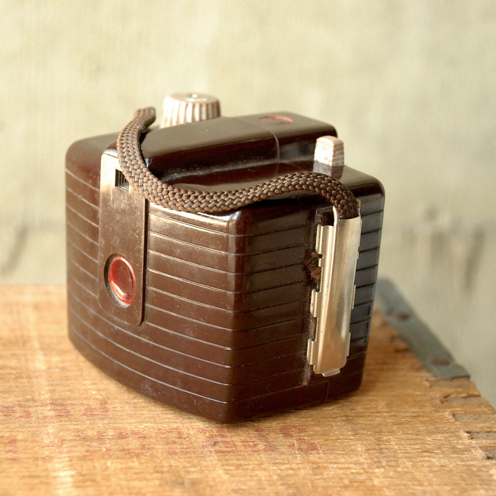 RESERVED -- Vintage Brownie Holiday Camera - Bakelite