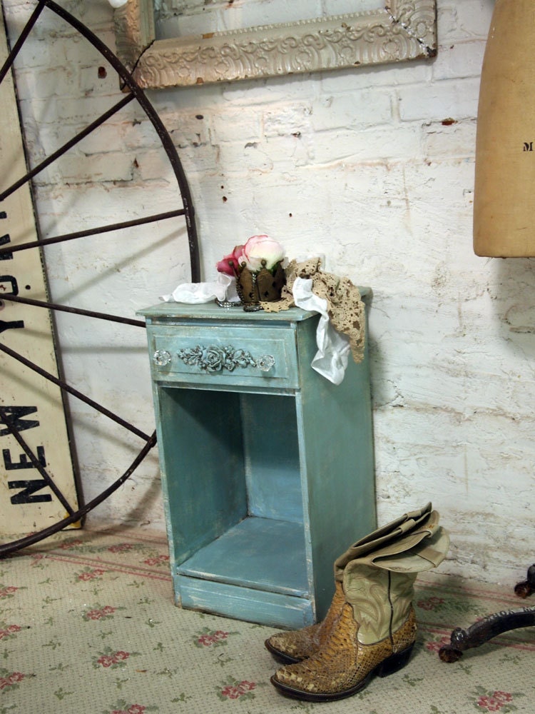 Painted Cottage Chic Shabby White Romantic Night Table NT415