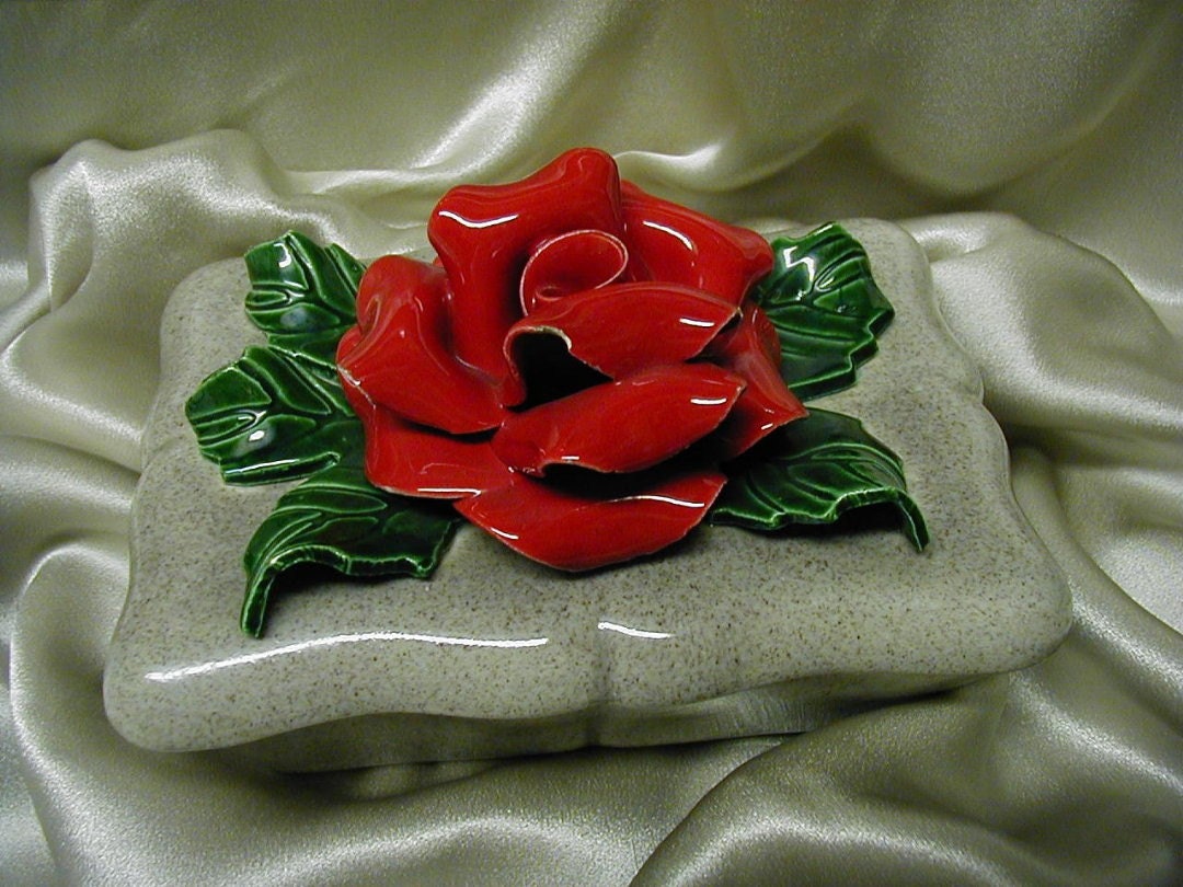 pottery rose