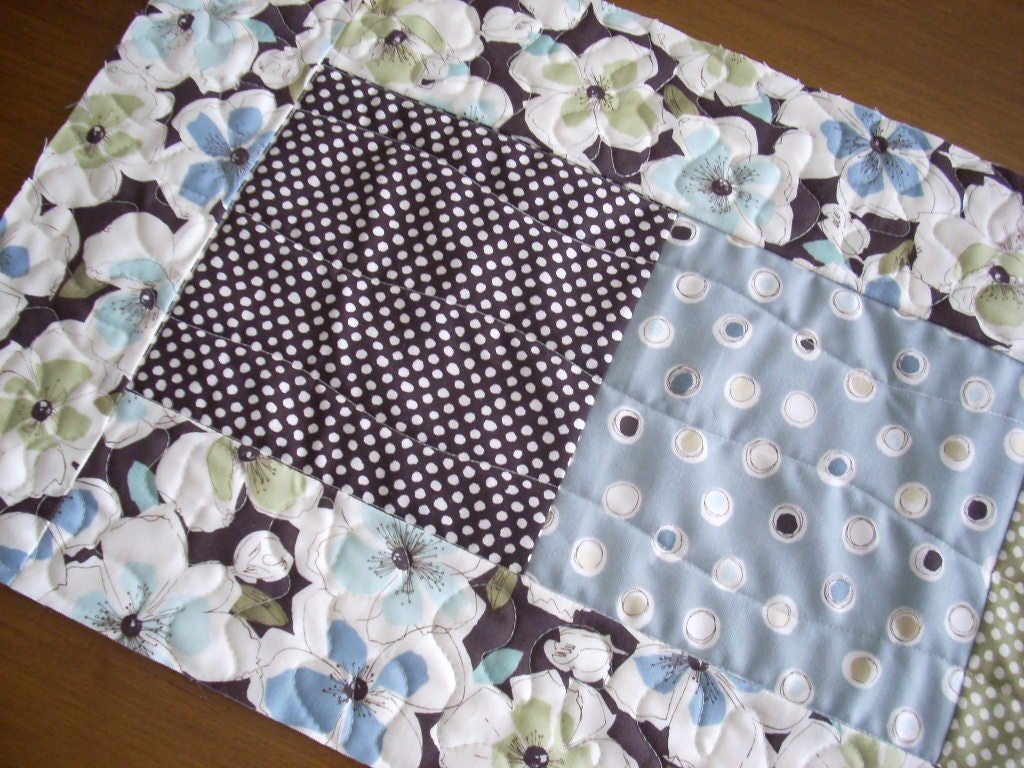 Brown is Bold and Beautiful tablerunner - FREE SHIPPING